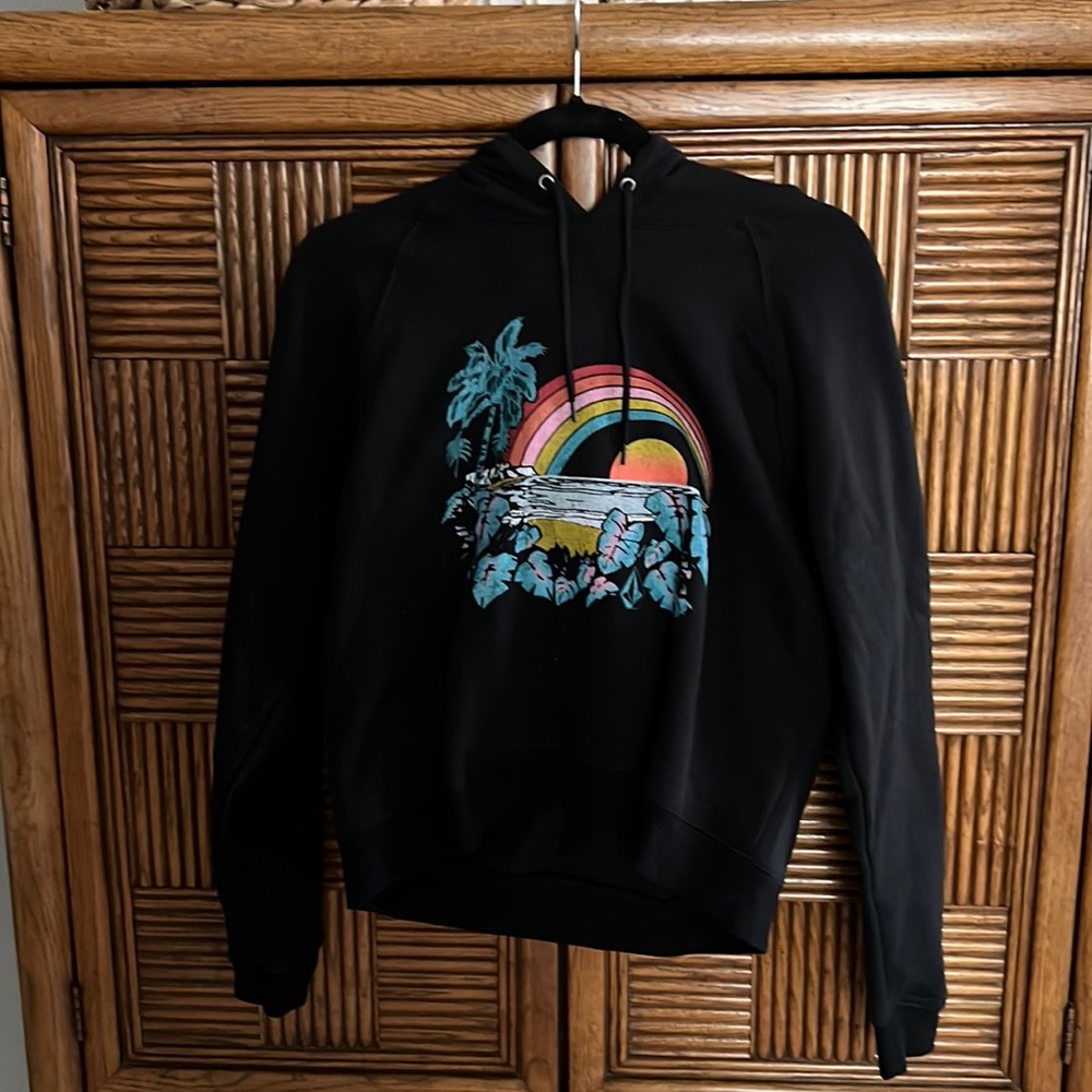 Volcom Hoodie NWT size medium.